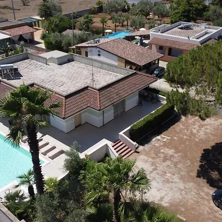 Vimade Con Piscina Privata アパート マリーナ・ディ・マンカヴェルサ