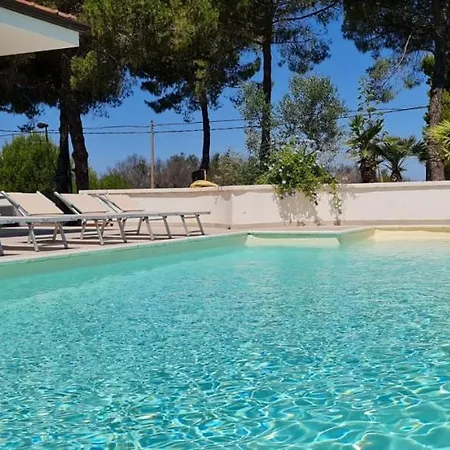 Vimade Con Piscina Privata * Marina di Mancaversa