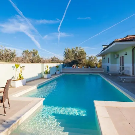 Vimade Con Piscina Privata Apartmán *