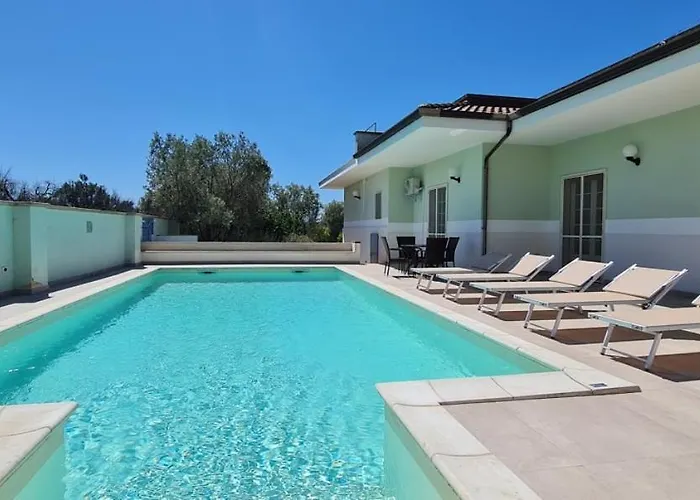 Vimade Con Piscina Privata * Marina di Mancaversa